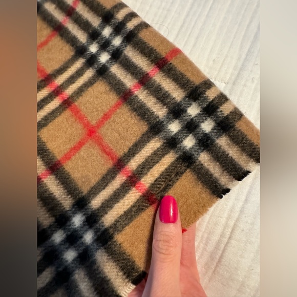 Vintage Burberry Scarf 100% Cashmere classic nova check print - Picture 6 of 11